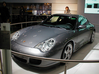 Porsche_911_Carrera_4S